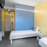 Elemels Planet Bed & Breakfast *