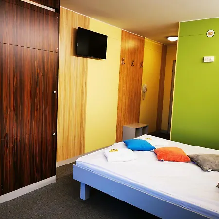 Elemels Planet Oda ve Kahvaltı *