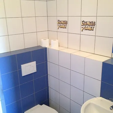 Oda ve Kahvaltı Elemels Planet *