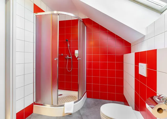 Elemels Planet Panzió *