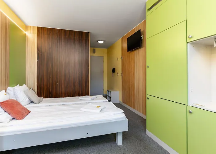 Elemels Planet Panzió