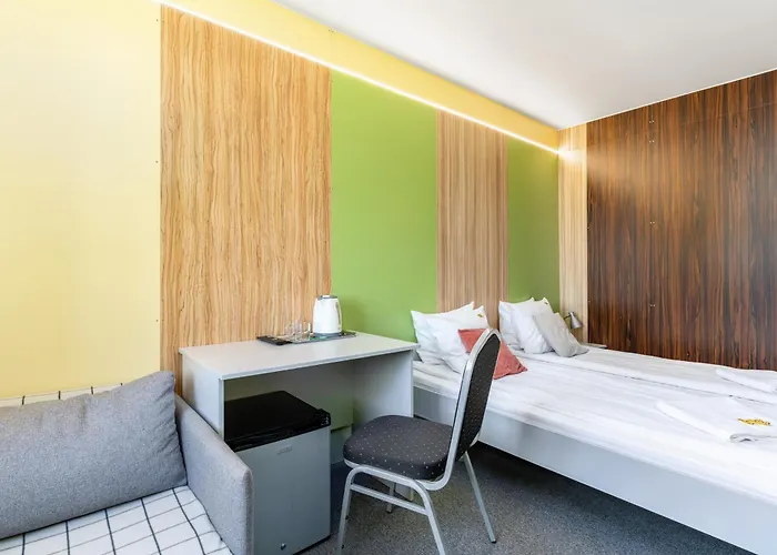 Elemels Planet Bed & Breakfast