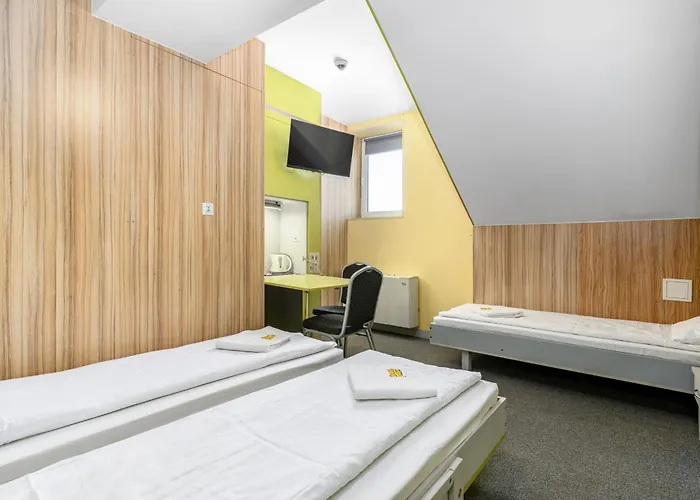 Elemels Planet Panzió